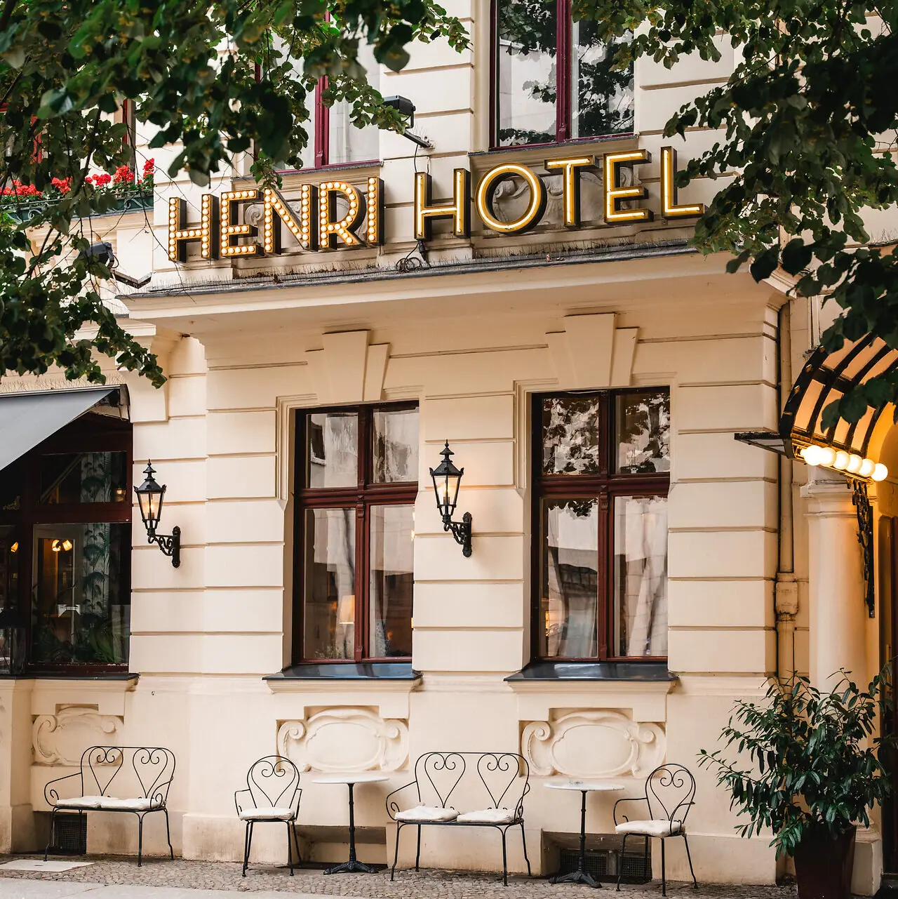 HENRI Berlin Building with a sign on it