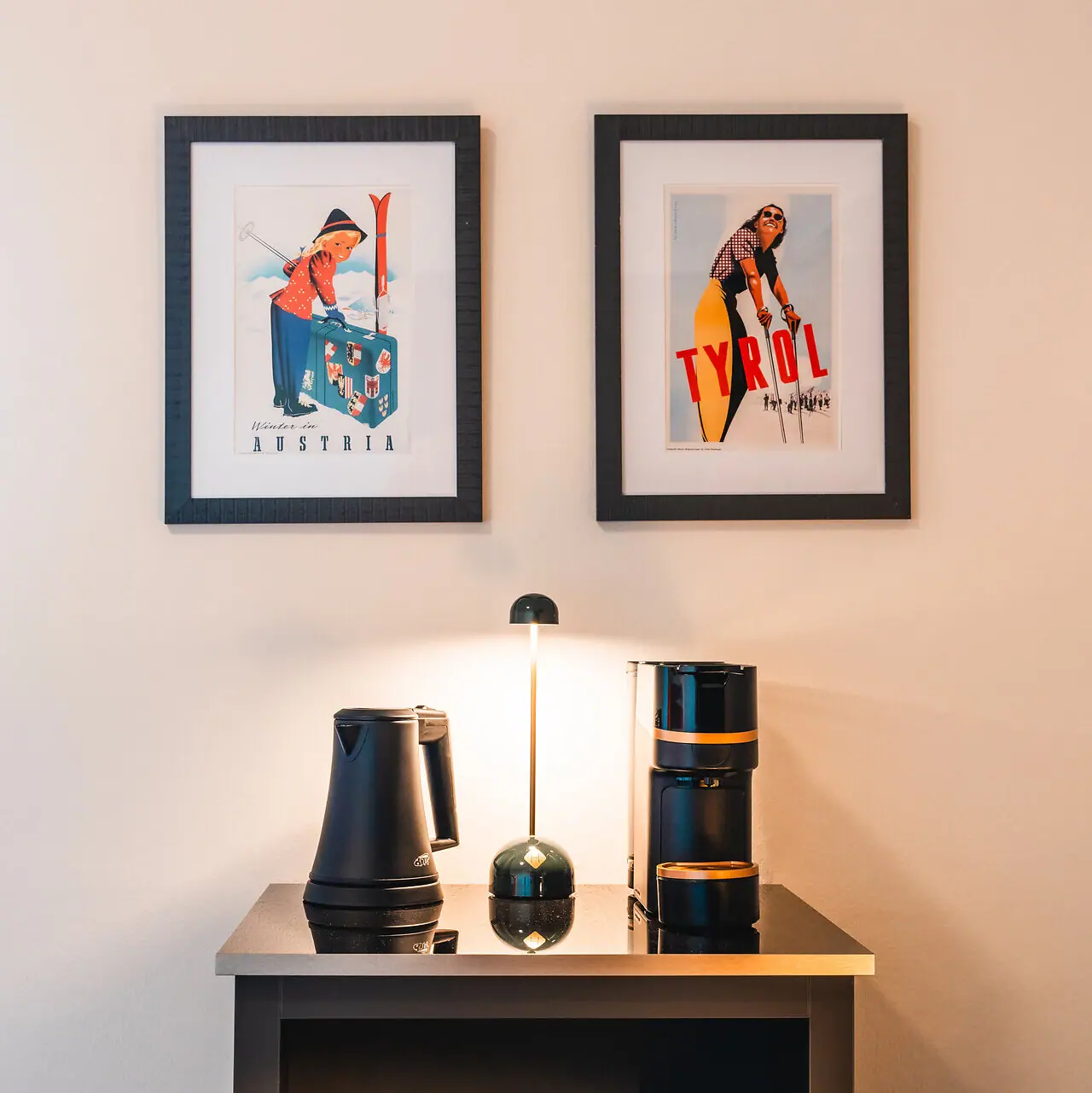 Coffee machine and kettle in the room Coffee corner in the room at the HENRI Hotel Kitzbühel