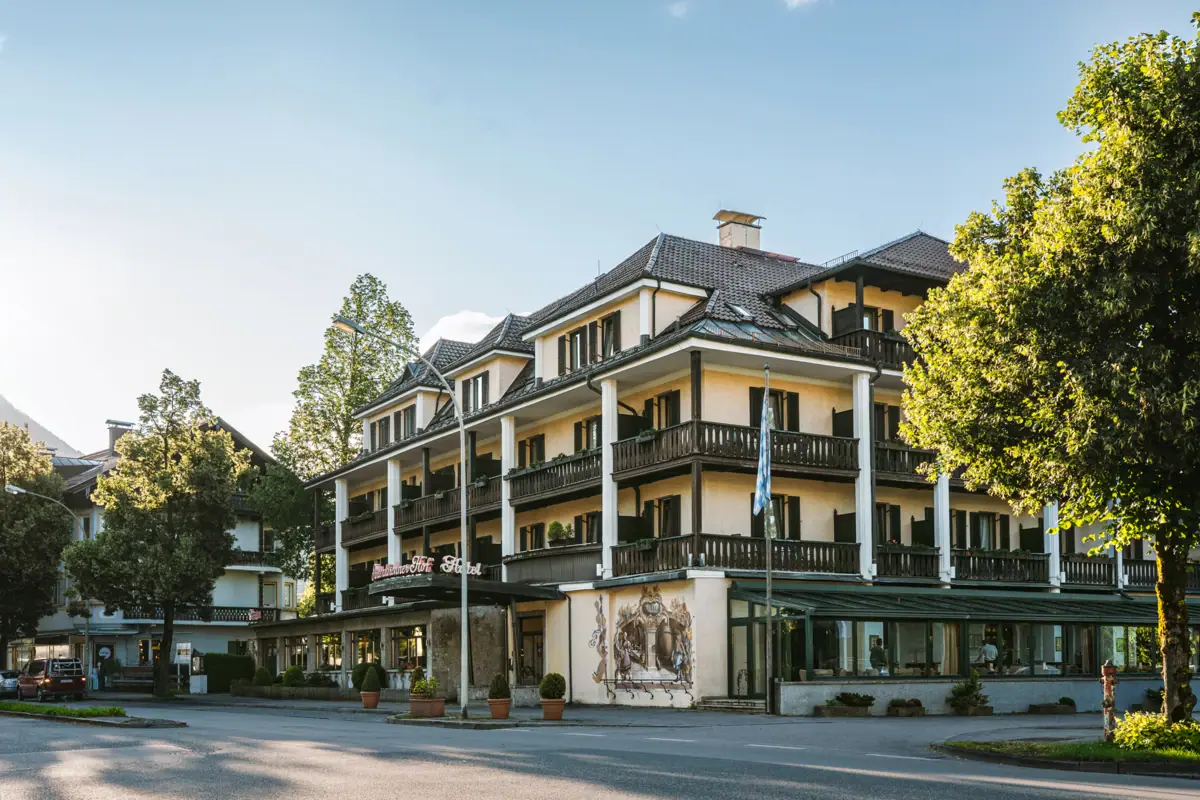 HENRI Garmisch-Partenkirchen Exterior view The HENRI Hotel in Garmisch-Partenkirchen with many balconies.