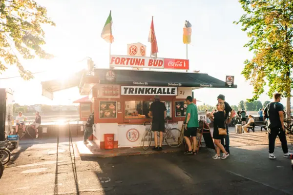 Fortuna Bude The Fortuna booth with people in front of it.