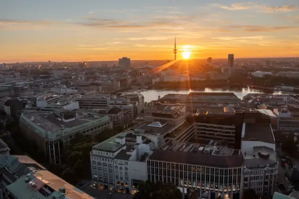HENRI Hamburg Drone Sunset over a Hamburg with clouds in the sky