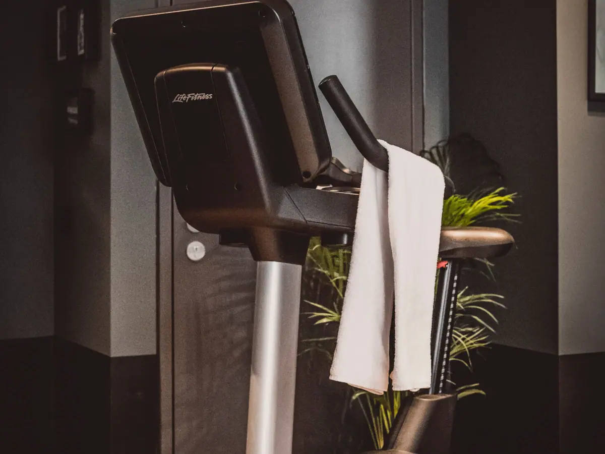 Sauna at HENRI Düsseldorf Exercise bike in one room